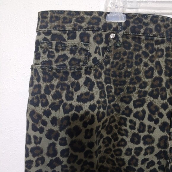 Good American Leopard Print Jean Shorts Women Plus Size 24W - Picture 2 of 10